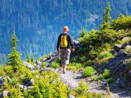 Zomers wandelen? Kies voor luchtige wandelsandalen 