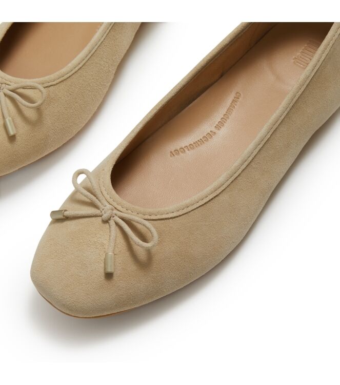 FitFlop delicato bow suede ballet flats cappuccino Direct leverbaar uit de webshop van www.meijerink-schoenen.nl/