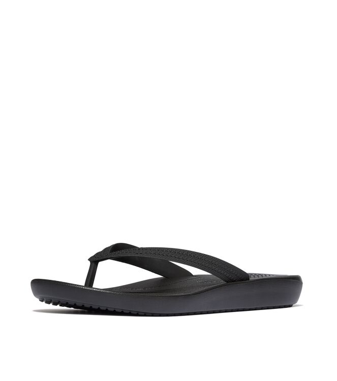 FitFlop iqushion mens textured-strap flip-flops all black Direct leverbaar uit de webshop van www.meijerink-schoenen.nl/