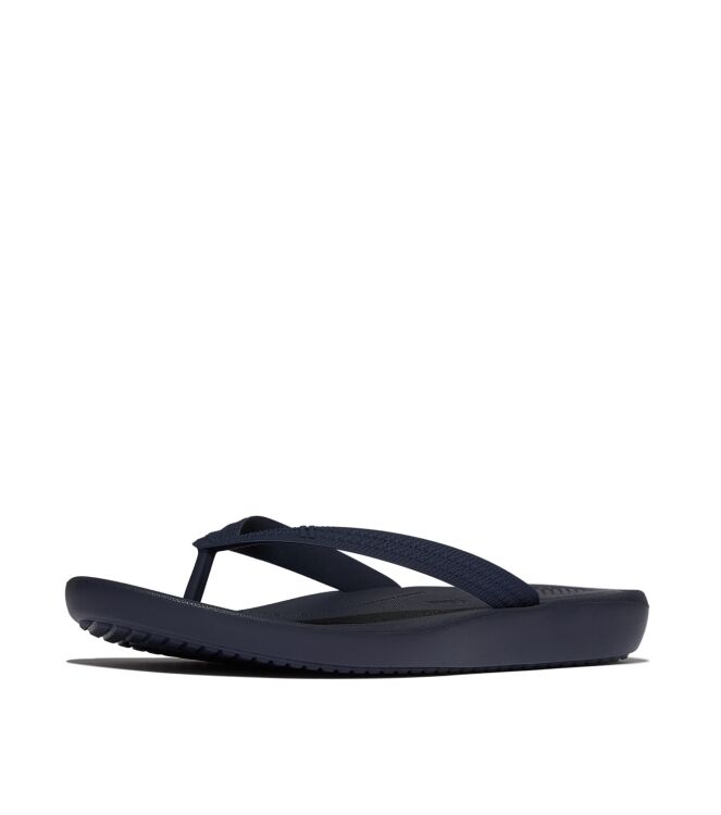 FitFlop iqushion mens textured-strap flip-flops midnight navy Direct leverbaar uit de webshop van www.meijerink-schoenen.nl/