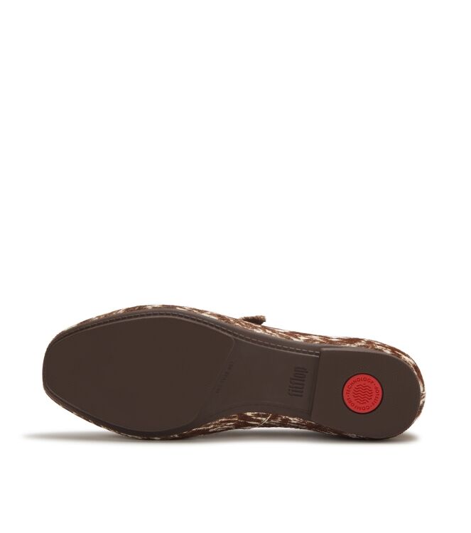 FitFlop delicato pony cow mary janes brown/white Direct leverbaar uit de webshop van www.meijerink-schoenen.nl/