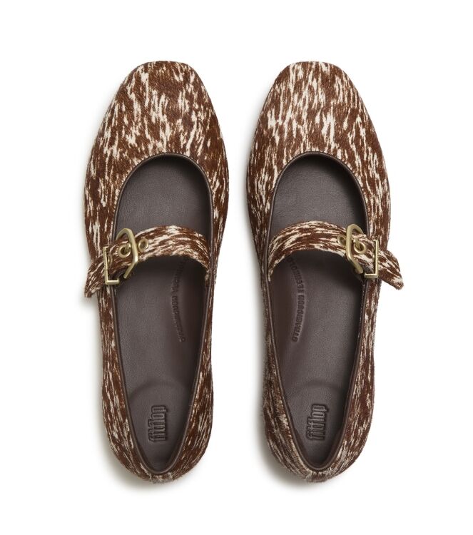 FitFlop delicato pony cow mary janes brown/white Direct leverbaar uit de webshop van www.meijerink-schoenen.nl/