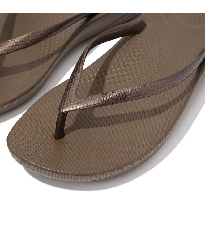 FitFlop iqushion ergonomic flip-flops tpu bronze Direct leverbaar uit de webshop van www.meijerink-schoenen.nl/