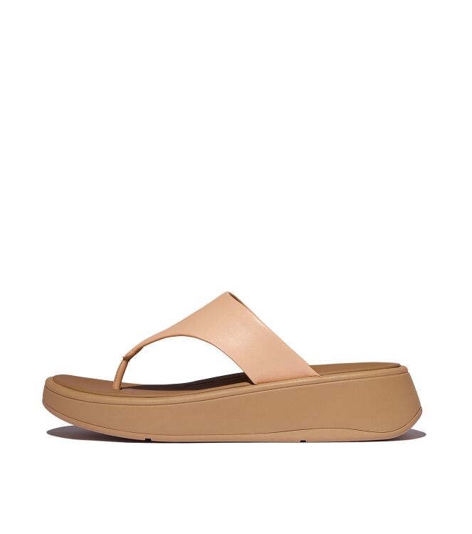 FitFlop f-mode leather flatform toe-post sandals sandy beige Direct leverbaar uit de webshop van www.meijerink-schoenen.nl/