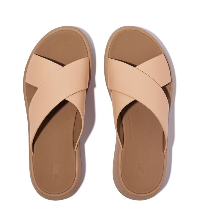 FitFlop f-mode leather flatform cross slides sandy beige Direct leverbaar uit de webshop van www.meijerink-schoenen.nl/