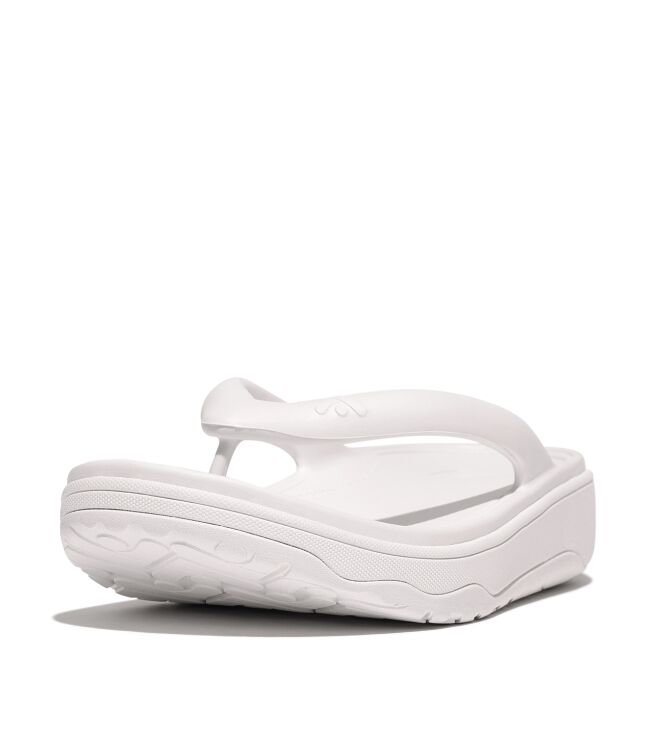 FitFlop relieff recovery toe-post sandals urban white Direct leverbaar uit de webshop van www.meijerink-schoenen.nl/