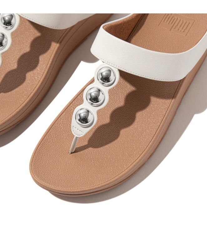 FitFlop fino mirror-dome leather toe-post sandals urban white Direct leverbaar uit de webshop van www.meijerink-schoenen.nl/