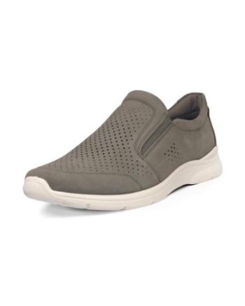 Ecco Irving tarmac