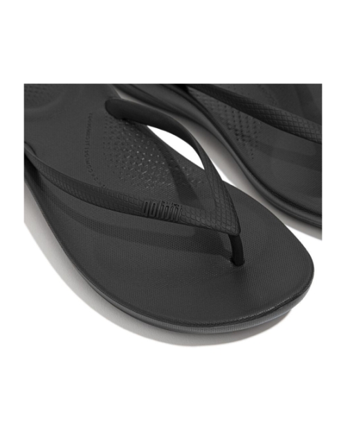 iQushion Ergonomic all black