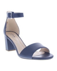 Deva Mae navy