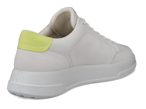 Move W white