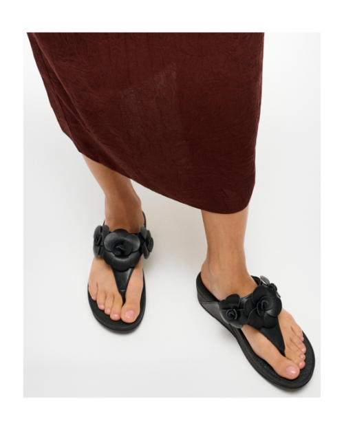 Lulu Flower Toe-Post Sandals Black