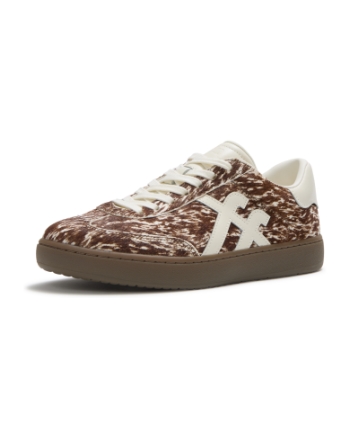 FitFlop The Dash FF Pony Cow T-Toe Trainers Brown/White