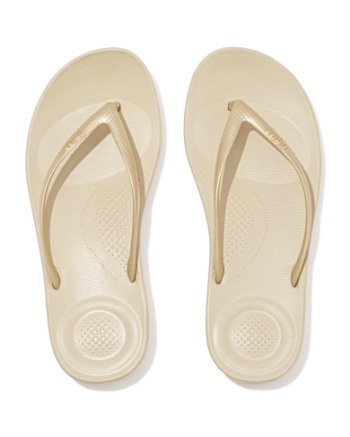 FitFlop Iqushion Ergonomic Flip-Flops TPU Gold