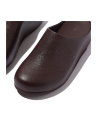 Shuv Tumbled-Leather Clogs Chocolat